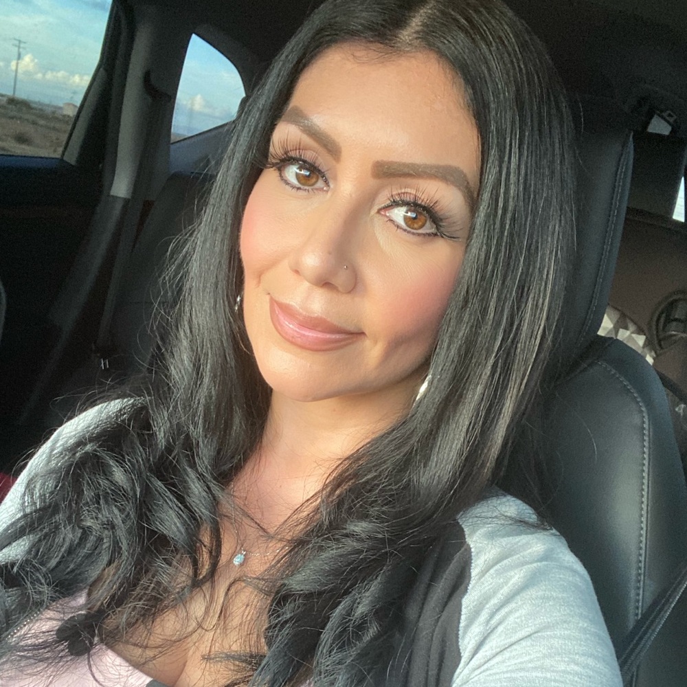 Meet your Posher, Christina